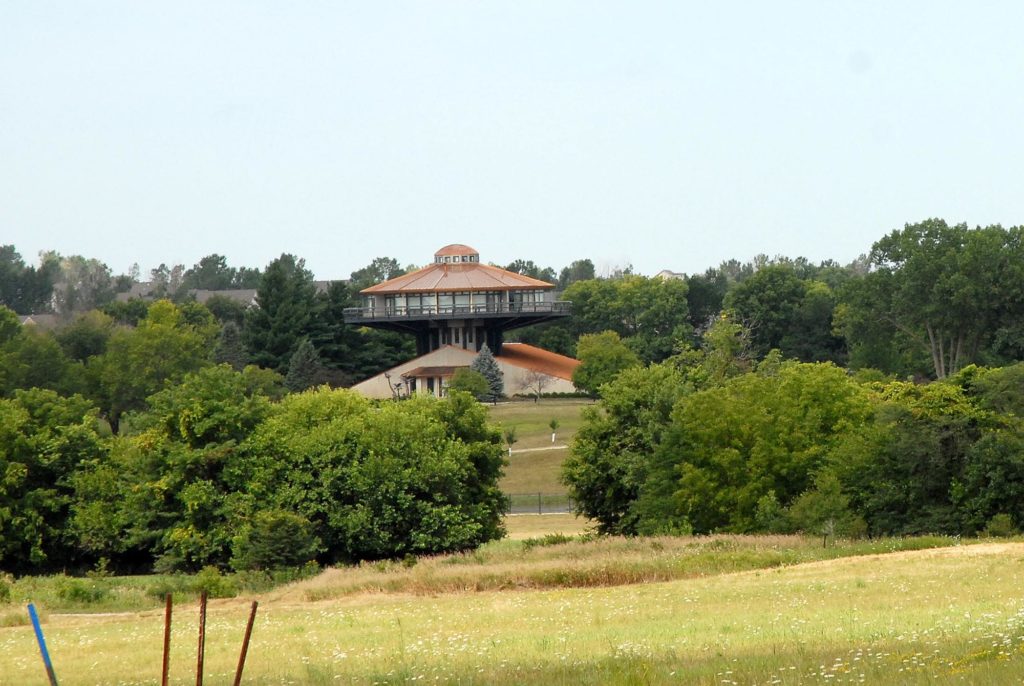 Soaceship House 4