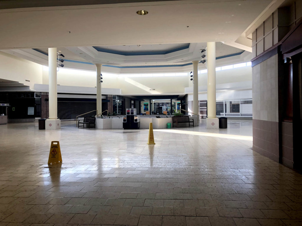 Southridge mall hall_